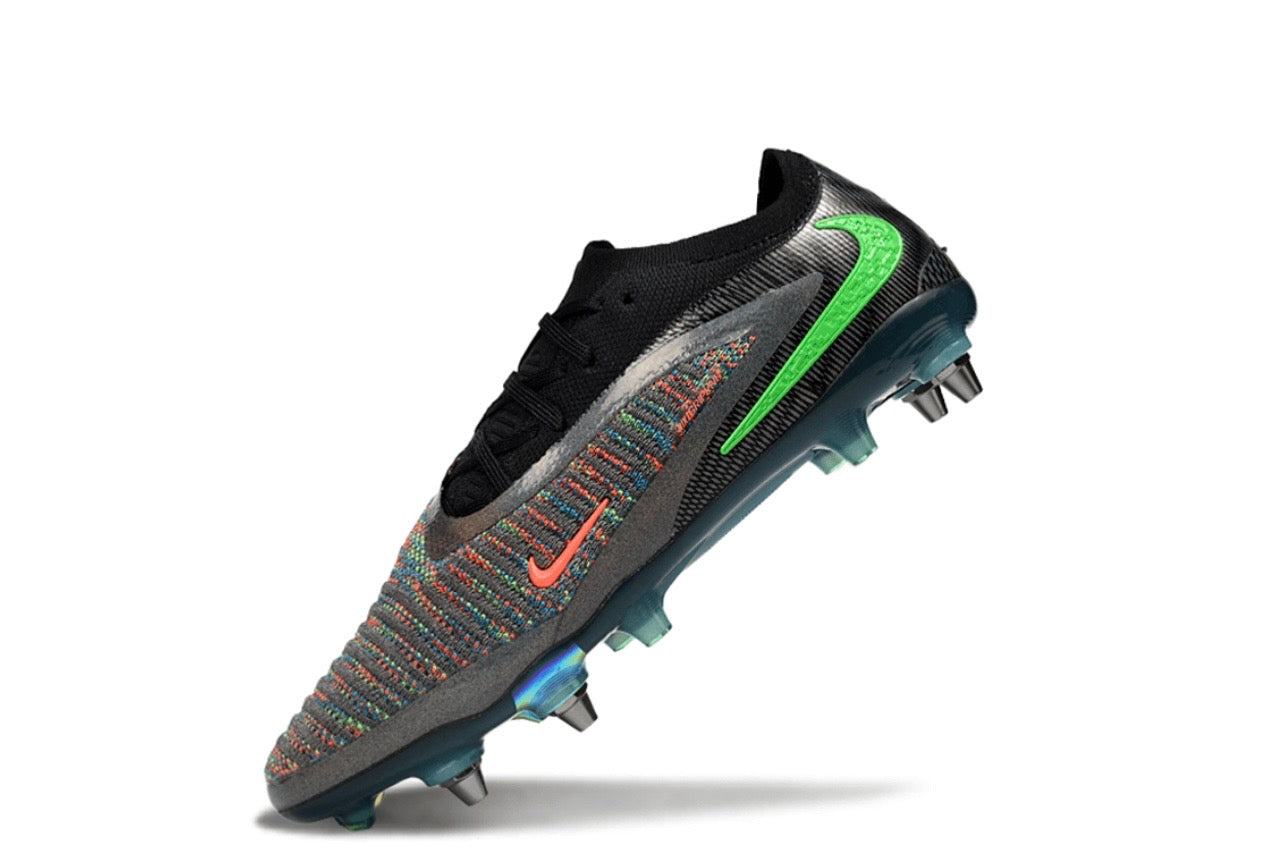 Nike Phantom 6 Low Elite Soft-Ground|Metal studs