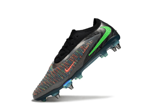 Nike Phantom 6 Low Elite Soft-Ground|Metal studs